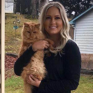 Meet your Posher, Kasey